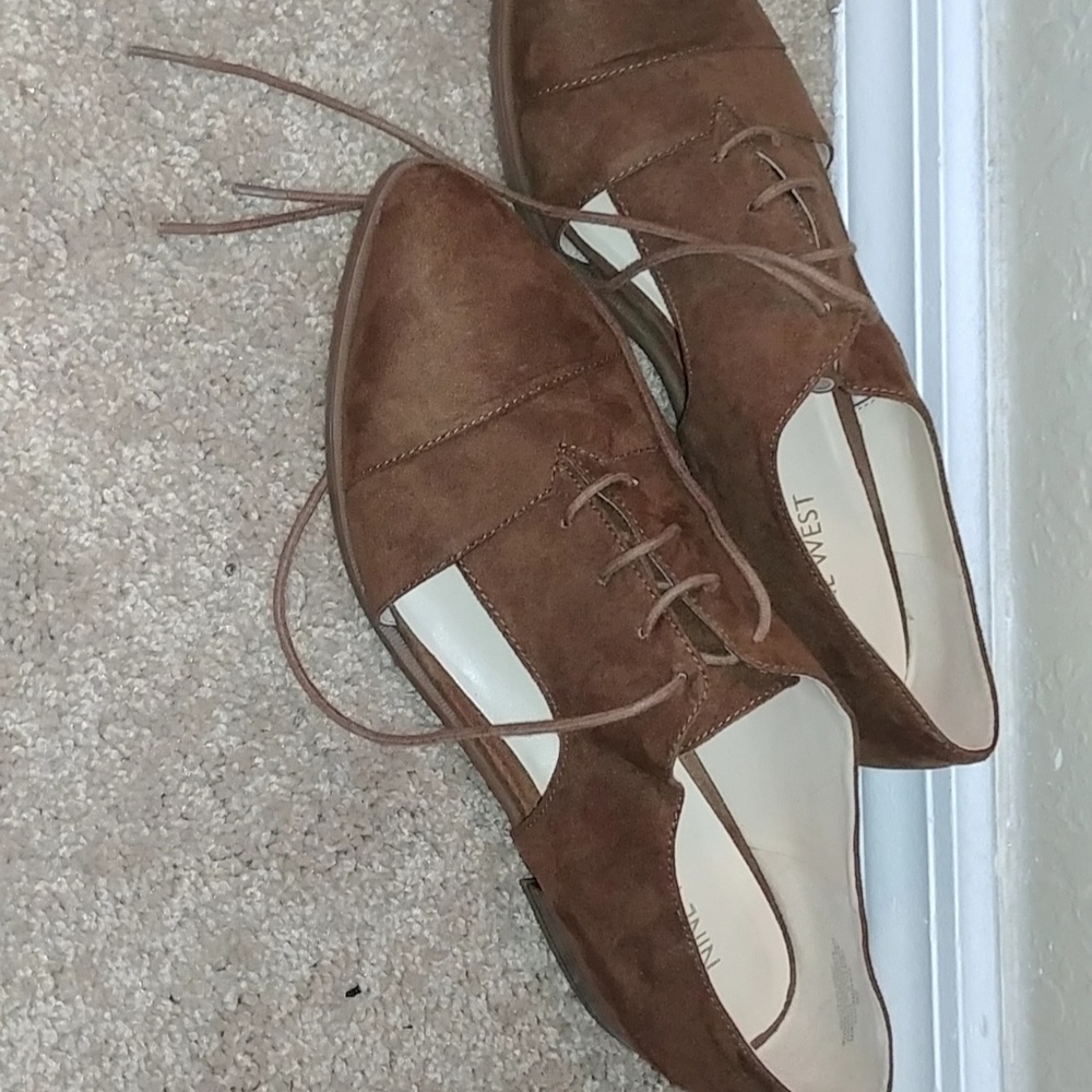 Suede Brown lace up Nine West dressy shoes